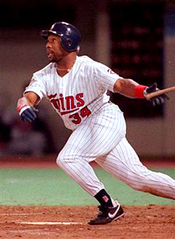 Kirby Puckett Dies at 45 (48.07 KB)