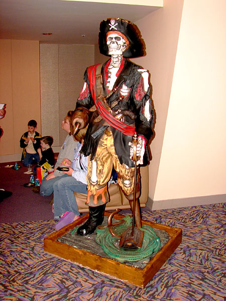 A pirate on display shortly before our fireworks cruise (117.79 KB)