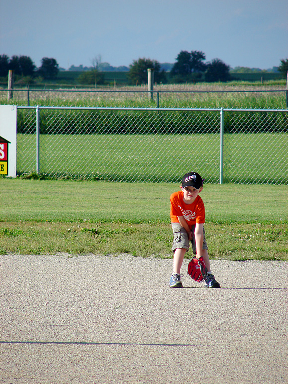 Jacob ready for a ground ball (339.05 KB)