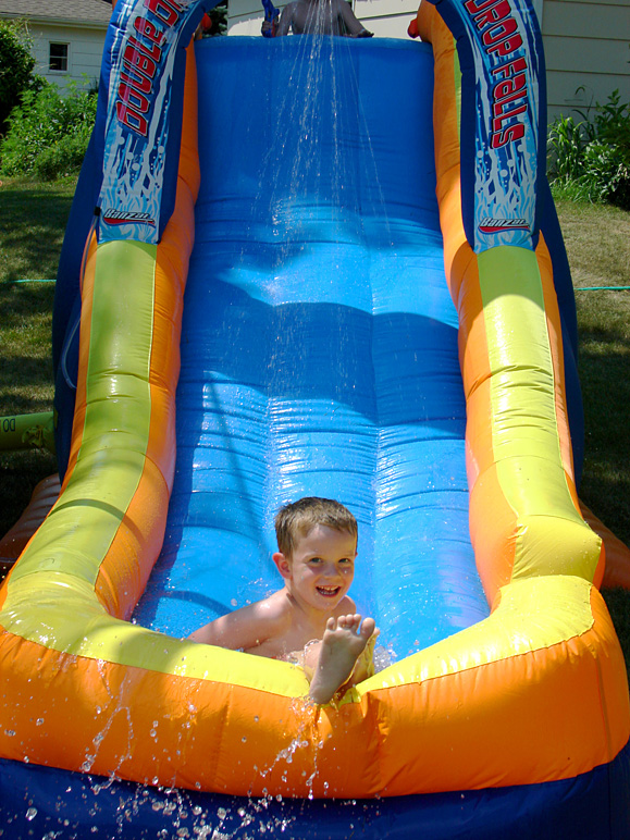 Jacob enjoying a water slide (278.90 KB)