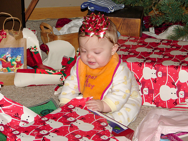 Hannah opening a present (316.24 KB)