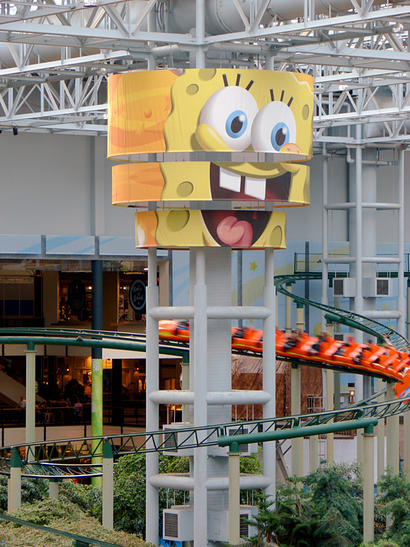 Spongebob at the Nickelodeon Universe (280.06 KB)