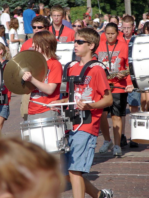 An ADM snare drummer at the Sweet Corn Festival (253.23 KB)