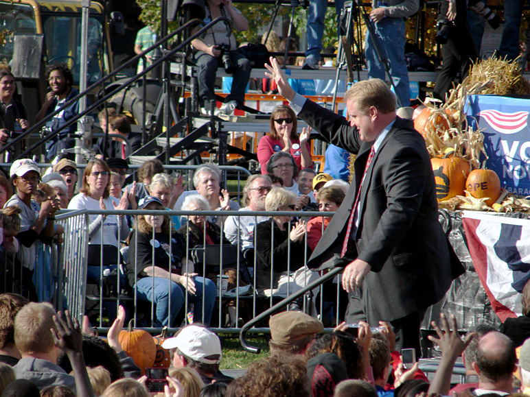 Iowa Governor Chet Culver coming in ... (310.11 KB)