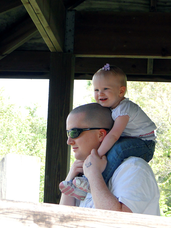 Katelyn riding on my shoulders (185.47 KB)