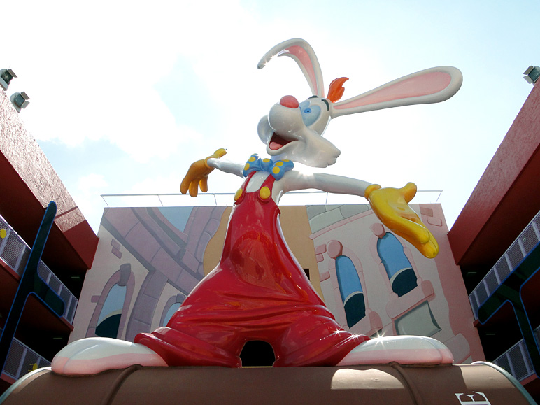 A giant Roger Rabbit (164.66 KB)