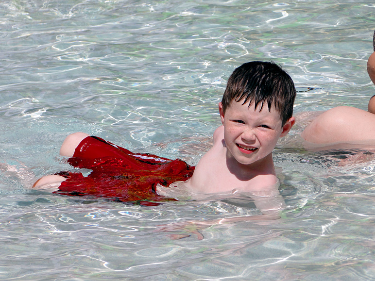 Andrew in the pool (250.38 KB)