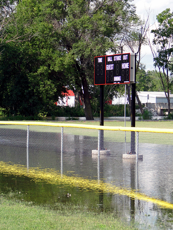 Right field was a pond. (357.87 KB)