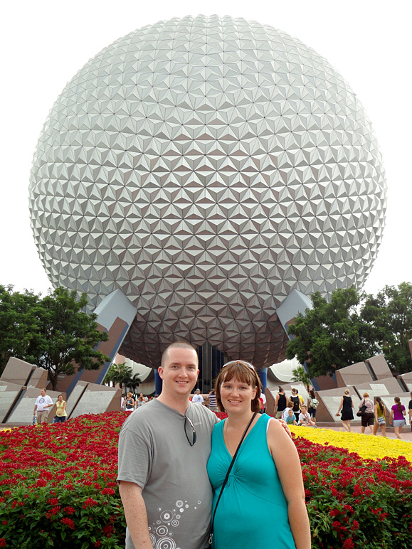 Anna and I outside of Epcot (270.76 KB)