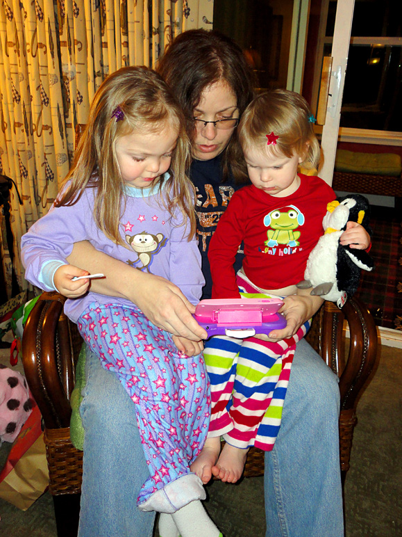 Grandma Jana with Hannah and Katelyn (300.92 KB)