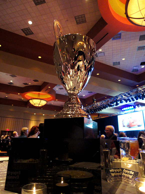 Our table won an award ... okay, it was the centerpiece. (224.20 KB)