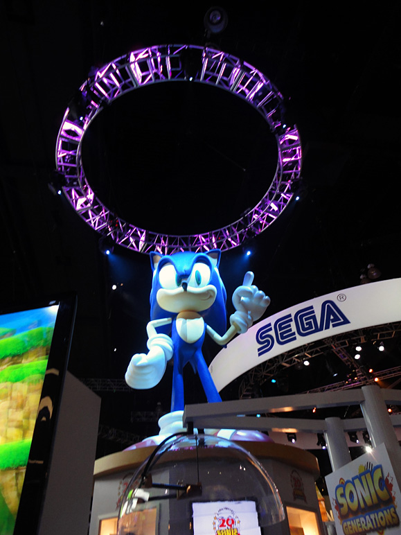 That's a really tall Sonic (164.63 KB)