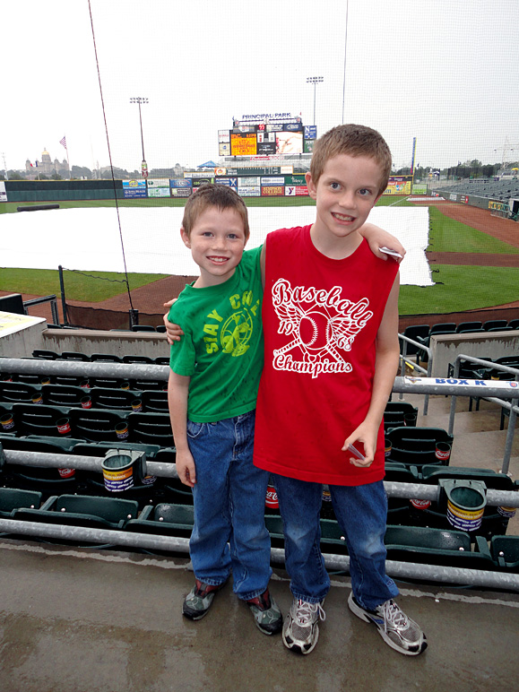 Jake and Drew at Principal Park (224.71 KB)