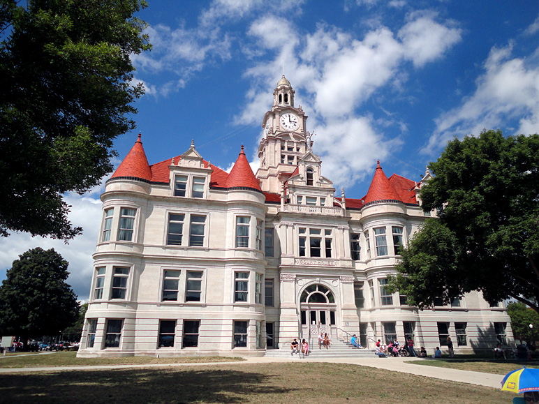 The Dallas County Iowa Courthouse in Adel (267.09 KB)