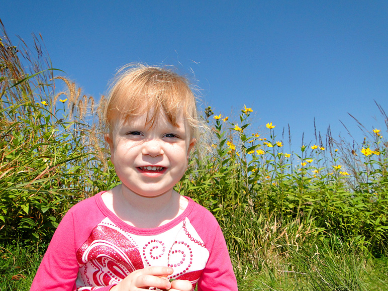 Katelyn with some very blue skies (318.57 KB)