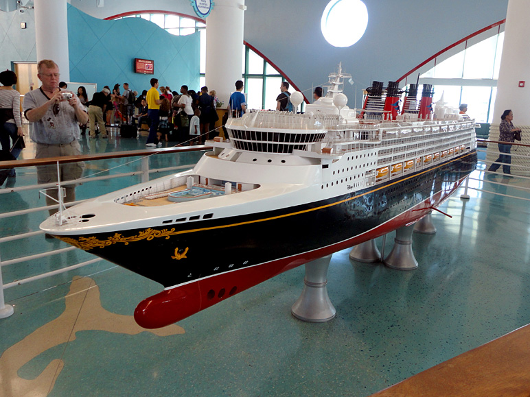 That's a model of the Disney Magic (218.75 KB)