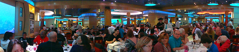 Panoramic at Animator's Pallet aboard the Disney Dream (114.02 KB)