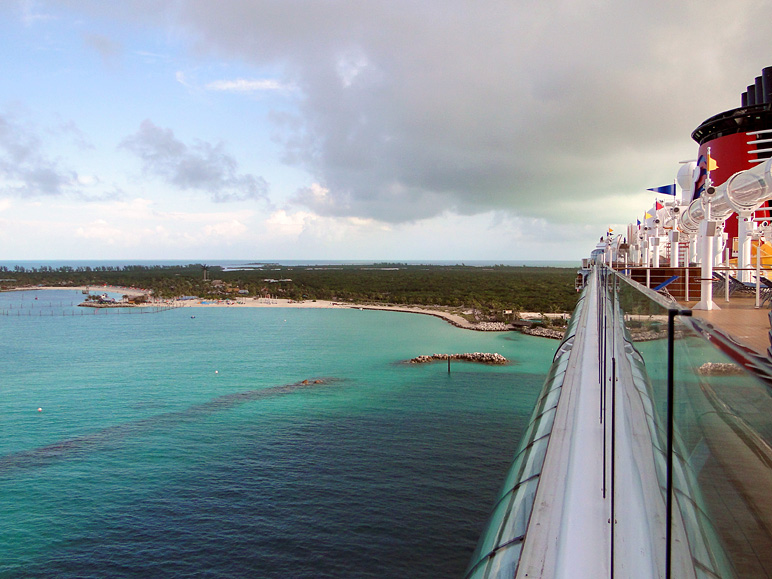 Here's the view of Castaway Cay from the Dream (184.45 KB)