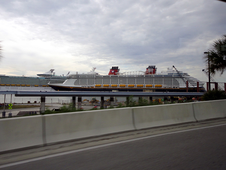 Bye, Disney Dream (148.52 KB)