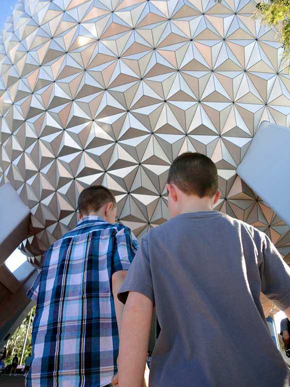 Jacob and Andrew in front of Spaceship Earth at Epcot (242.94 KB)