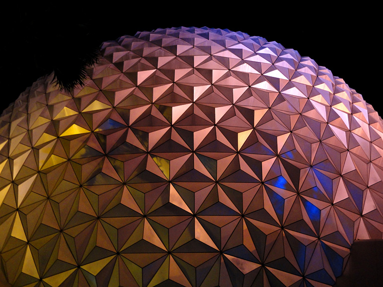 I love Spaceship Earth at night (215.56 KB)