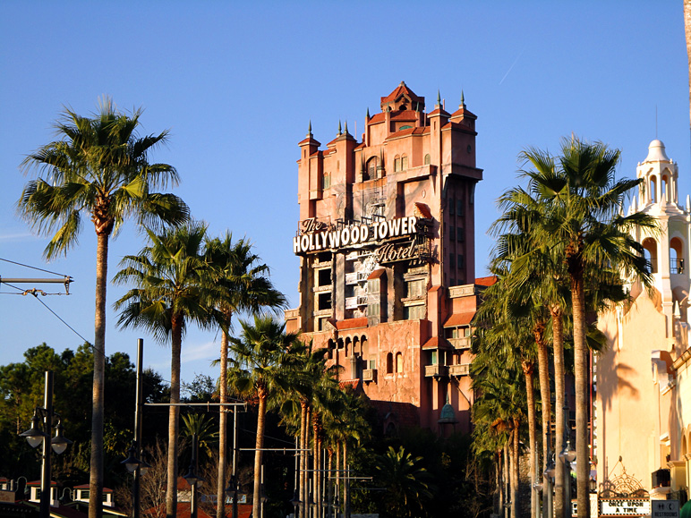 Gotta love the Tower of Terror (280.11 KB)