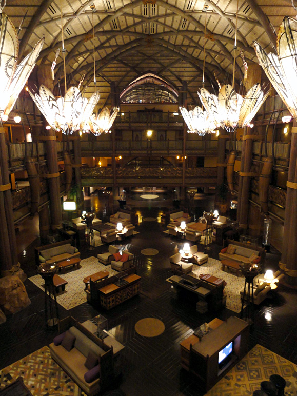 Another Animal Kingdom Lodge lobby shot (252.77 KB)