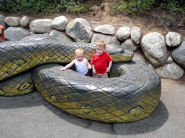 Oh my god!  A giant snake caught the boys! (291.05 KB)