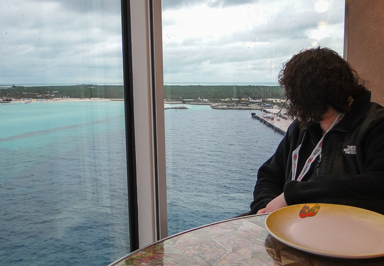 This was our view at breakfast of Castaway Cay. (204.24 KB)