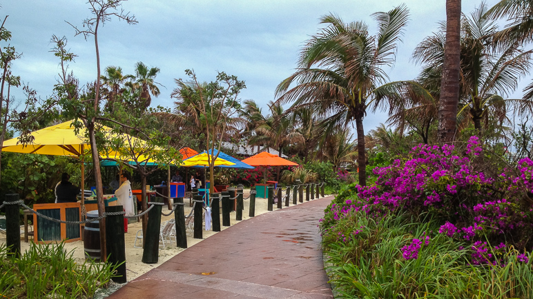 Castaway Cay is so pretty. (318.25 KB)