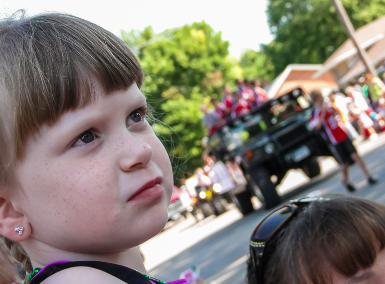 I snapped this pic of Kate while watching the Adel Sweet Corn Festival Parade (222.44 KB)